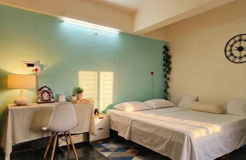 Agara House | 1BR & Dedicated Bathroom in a 2 BHK - Shared with the Host