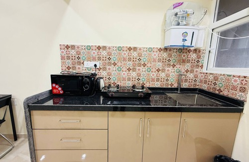 Wadala Apartment | 1BR Service Apart Parel 3501 Near TMH By Florastays