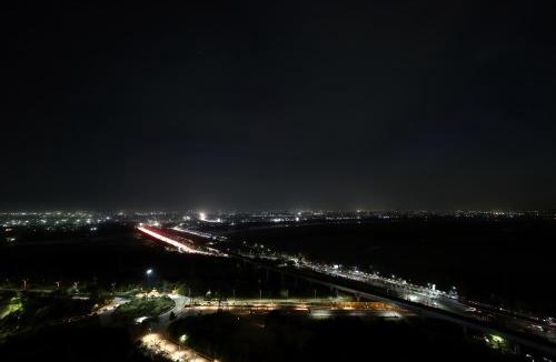 Noida Apartment | 1RK Avyra Stays supernova in Noida