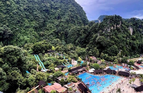 Ulu Kinta Condo | [2-8 guests] Alpaca Onsen Suite Lost world of Tambun Sunway Onsen