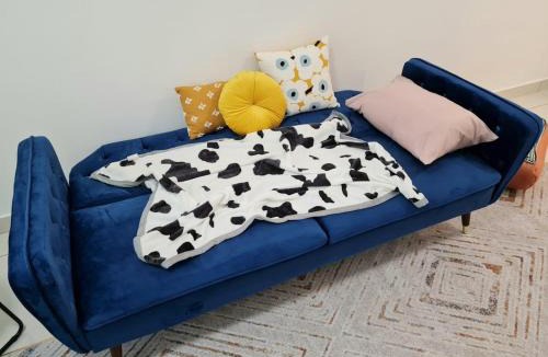 Klang Apartment | 2 Bedroom Bear House Homestay in Klang Impiria