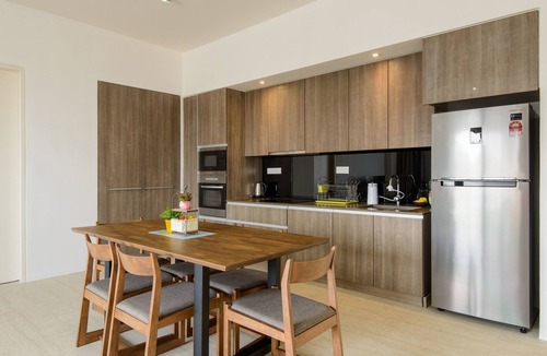 Batu Ferringhi Apartment | 2 Bedrooms Apartment By The Sea