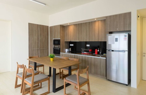 Batu Ferringhi Apartment | 2 Bedrooms Apartment By The Sea