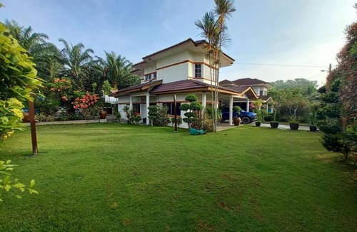 Taman Rakyat Villa | 2 Bedrooms Villa With Private pool at port dickson