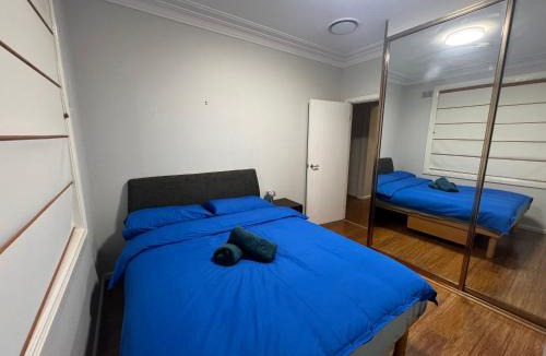 Beecroft House | 2 Green Room