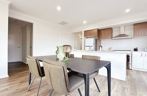 Tarneit House | 2026Built/Tarneit Station/Shopping Central/Family Friendly/Style/Creekstone/4BR