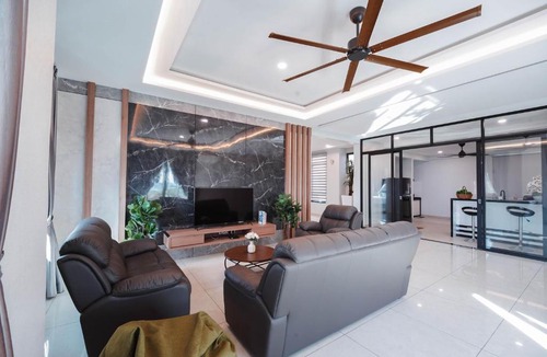 Kampung Baruh Apartment | 22 Penthouse by BRB, Airport View & 18 Pax