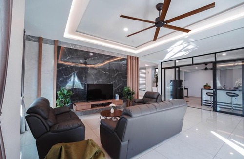 Kampung Baruh Apartment | 22 Penthouse by BRB, Airport View & 18 Pax