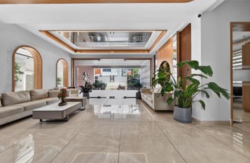 HITEC City Hotel | 23 Urban Square