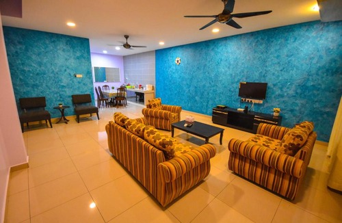 Taman Teratai House | 275 Sitiawan Homestay