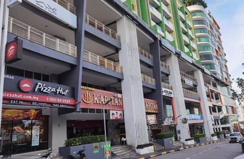 Kampung Sepuluh Apartment | 2BR Airport Panoramic View Family Suite