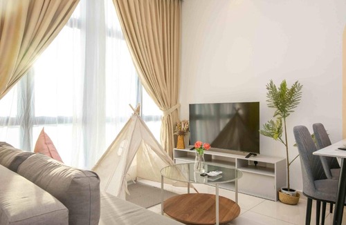 Taman Century Apartment | 2BR Apt Space Residency near KSL CIQ JB