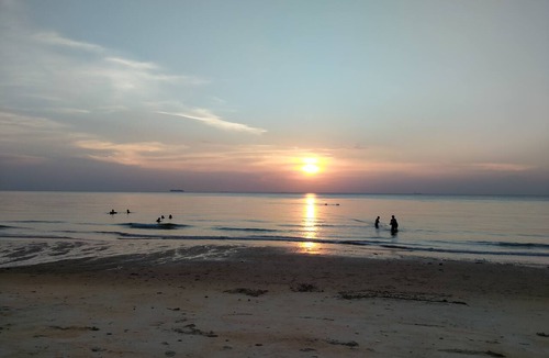 Taman Bayu Condo | 2BR Condominium Port Dickson - 5 minutes from lovely Pantai Purnama Teluk Kemang
