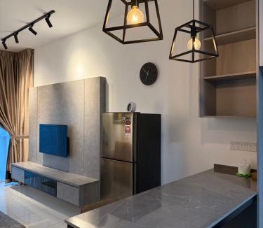 Mont Kiara Apartment | 2BR Centre MontKiara 4px 500Mbps