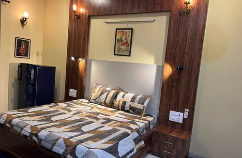 Bani Park Bed & Breakfast | 3-bedroom bed & breakfast in brilliant Jaipur with AC comfort