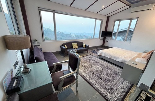 Kune N.m. Hotel | 360 South, Khandala
