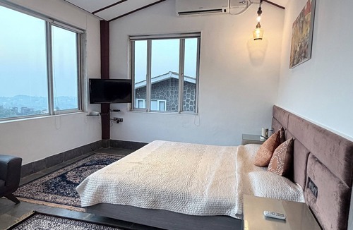 Kune N.m. Hotel | 360 South, Khandala