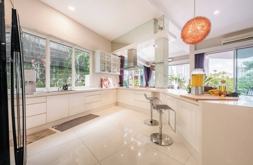 Kampung Haji Abdullah Hukum Villa | 38Pax Flame of the Forest Retreat Villa KL by Verano