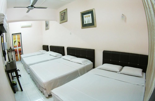 Taman Kota Laksamana House | 39 Guest House