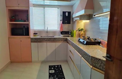 Sualkuchi Condo | 3BHK Entire Luxurious Nest with Hi-Speed Wifi, AC, Car Rental - Optional