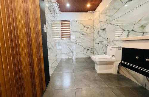 Vayittiri House | 3Empire Room with Common Pool