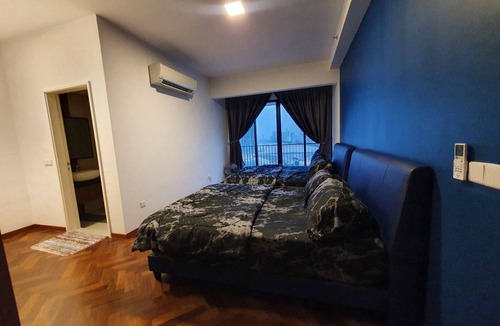 Masjid Apartment | 4 Bed Rooms Luxury Seaview Homestay at Gurney Penang无敌海景四房套房