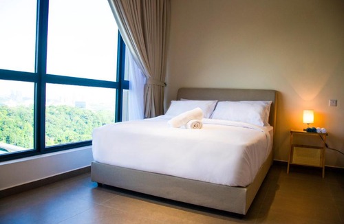 Sungai Penchala Apartment | 4 Mossaz studio with skypool at Empire City By Light House