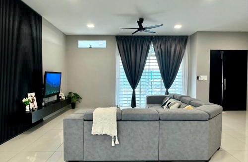 Central Seberang Perai House | 4BR Cozy Villa for 16 Pax Quiet Area & Spacious