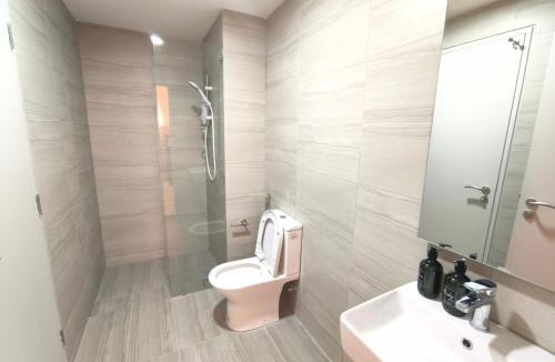 Shah Alam Apartment | 4pax 2R1B PREMIUM SUITE, BeCentral, i-City, Shah Alam