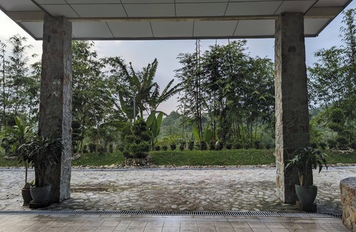 Hulu Selangor House | 5 Bedroom Luxury Villa in the lush rainforest of Malaysia
