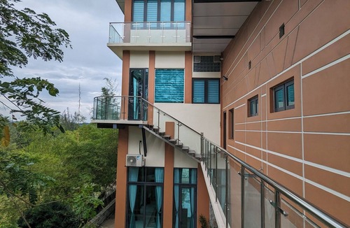 Hulu Selangor House | 5 Bedroom Luxury Villa in the lush rainforest of Malaysia