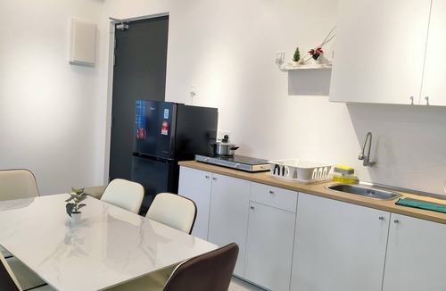George Town Condo | 5 Minutes to Georgetown Heritage Site! Family-sized Condo with 4 Pools
