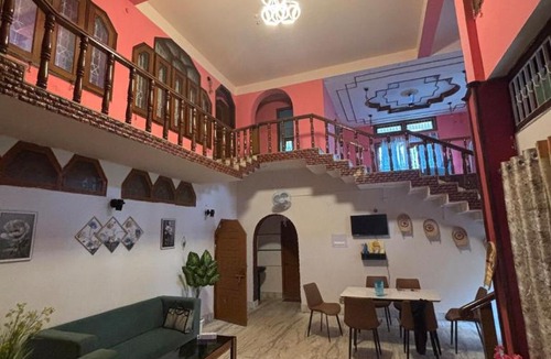 Beltola Villa | 6bhk Duplex Luxury Villa for Party, Events, Family