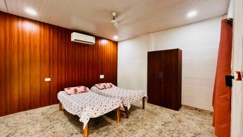 Nathdwara House | 7 Shades farm & Resort