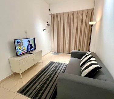 Kuala Berang House | 7 STAY#2 - 1 Room for 3 Pax at Kuala Berang -Best Travelers Stay