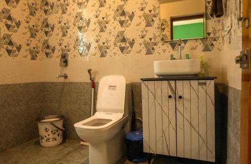 Gunehr Apartment | 77, Karma Quarters