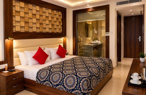 Basti Hotel | 8fold by LaRiSa, Basti