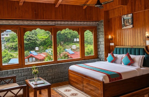 Banjar Hotel | 8fold by Larisa, Jibhi