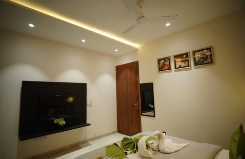 Ludhiana Hotel | 9-bedroom hotel in perfect Ludhiana with cool AC comfort