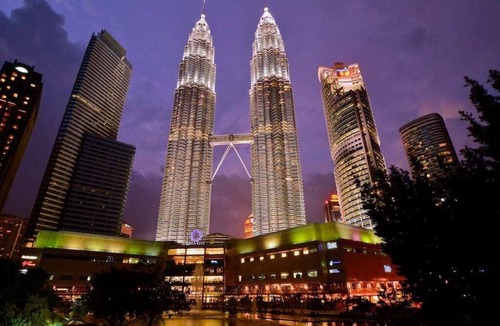 Kuala Lumpur Apartment | A Chic & Comfy 3BR EmbassyView Suite, FREE Parking