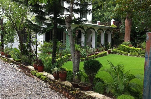 Bullawala Villa | A Home Away From Home in the lap of the Himalayas