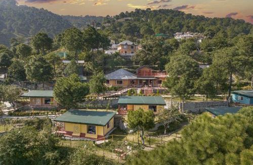 Kasauli Hotel | A Kasauli Ggaon by Echor