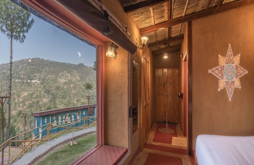 Kasauli Hotel | A Kasauli Ggaon by Echor