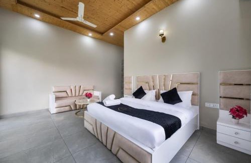 Dharampur Apartment | A Poolside Paradise Villa I Pet friendly & Serviced Villa I Open Air Lawn & Plunge Pool I Bonfire I Dance I Music I Full Party l Managed By ExoticStays Group