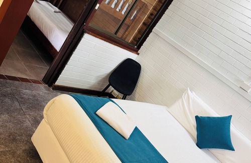 Taree Hotel | A Railway Lodge