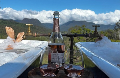 Darlington Cabin | A tranquil getaway awaits. Luxurious cabin with breath-taking mountain views.