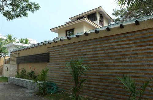 Kochi Villa | A Waterfront Mansion - Cochin