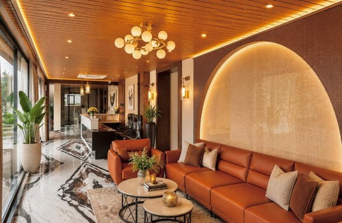 Ahmedabad Hotel | Aachman Gaurav Palace Ahemdabaad