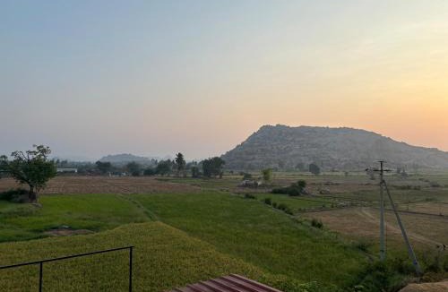 Kamalapur House | Aadhya Home Stay Hampi
