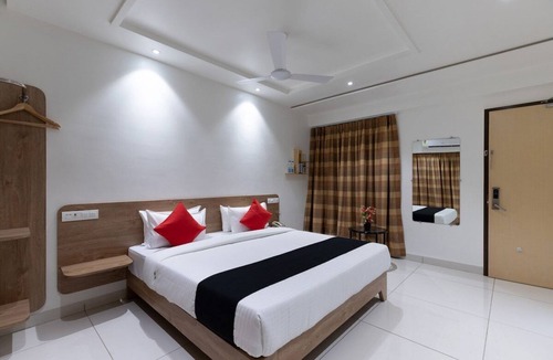 Jamnagar Hotel | Aashro Akshar Inn